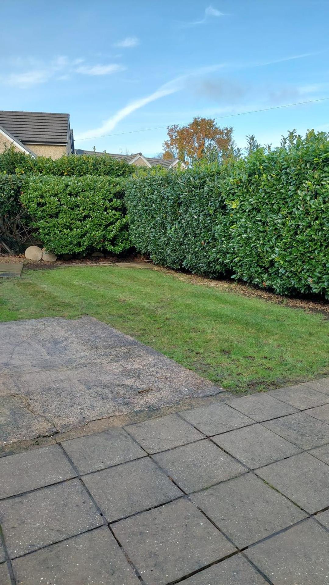 6 Bedroom Spacious Villa, Free Parking Byfleet
